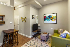 Cozy Covington Stay - Walk to Restaurants & Bars
